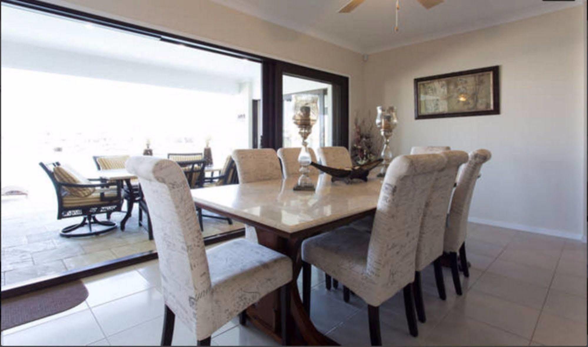 Bella Vista Bed And Breakfast Of Raby Bay 클리블랜드 외부 사진