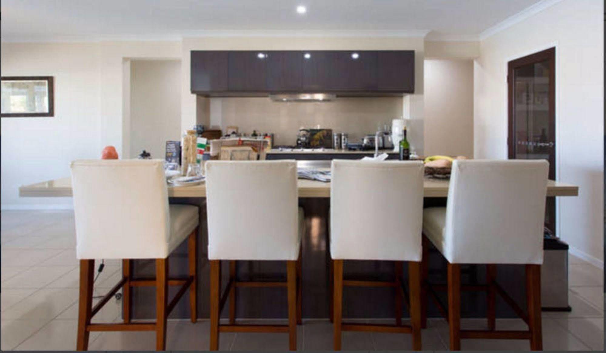 Bella Vista Bed And Breakfast Of Raby Bay 클리블랜드 외부 사진